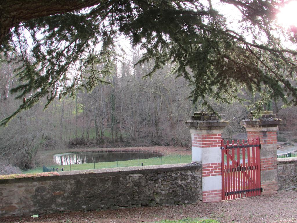 Chateau Lezat - Chambres D'Hotes เลอ ซูเตอร์เรน ภายนอก รูปภาพ